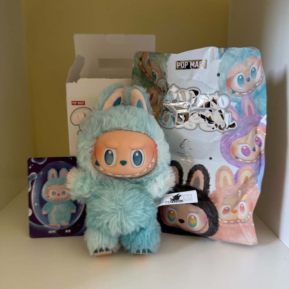 POPMART Labubu Big Into Energy Vinyl Plush Blind Box - Hope